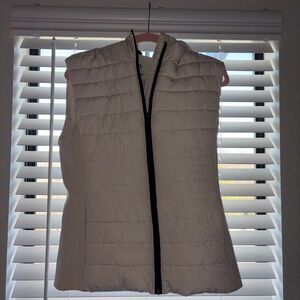 NEVER WORN - Cream & Black Zara Puffer Vest